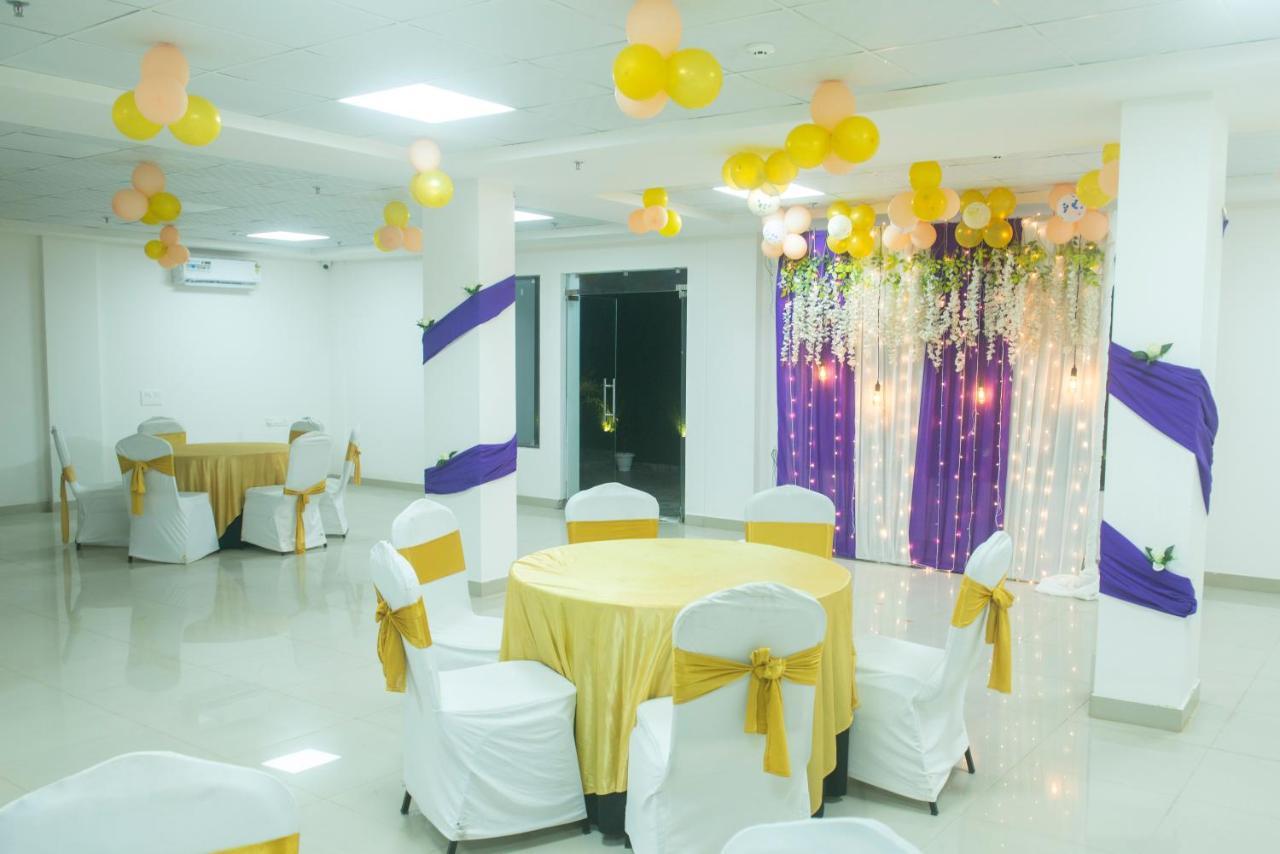 Posh Residency Huda City Center Gurgaon Exterior photo