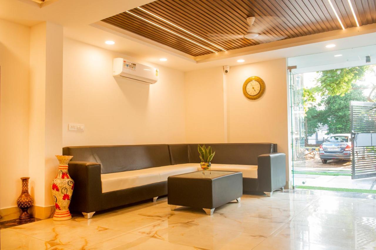 Posh Residency Huda City Center Gurgaon Exterior photo