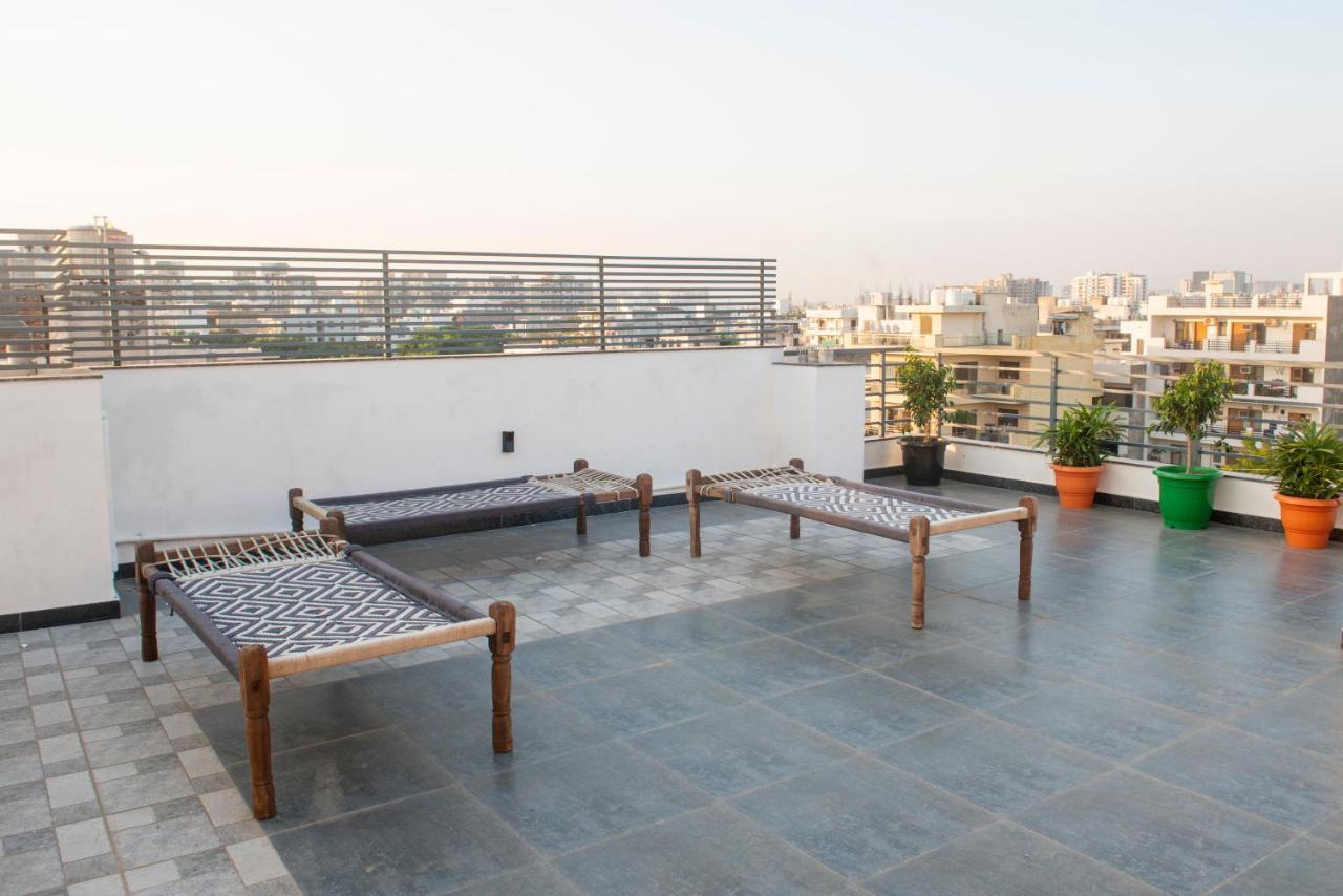 Posh Residency Huda City Center Gurgaon Exterior photo