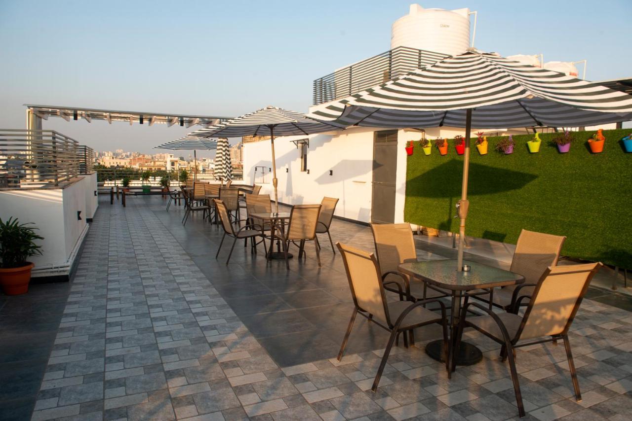 Posh Residency Huda City Center Gurgaon Exterior photo