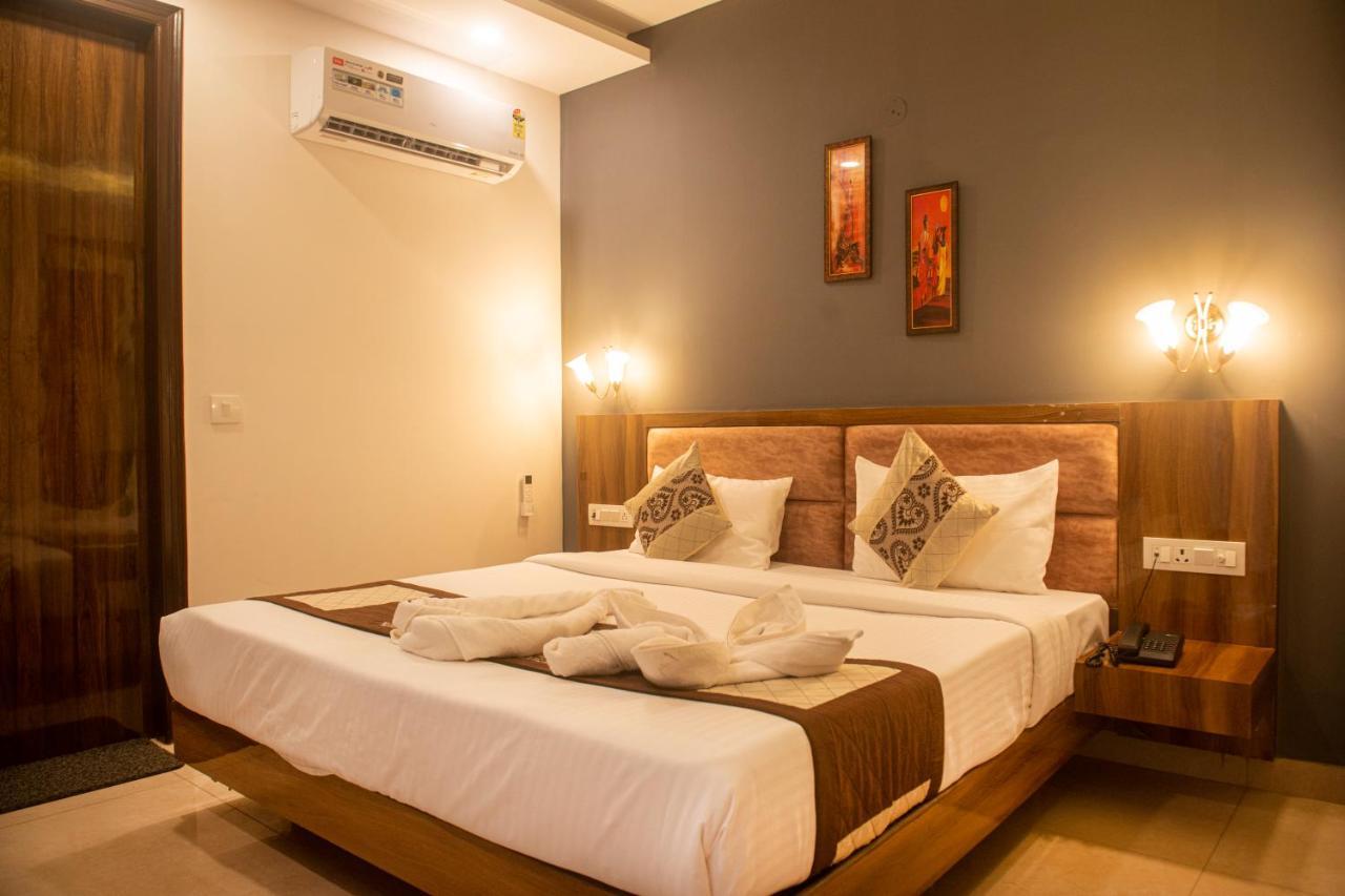 Posh Residency Huda City Center Gurgaon Exterior photo