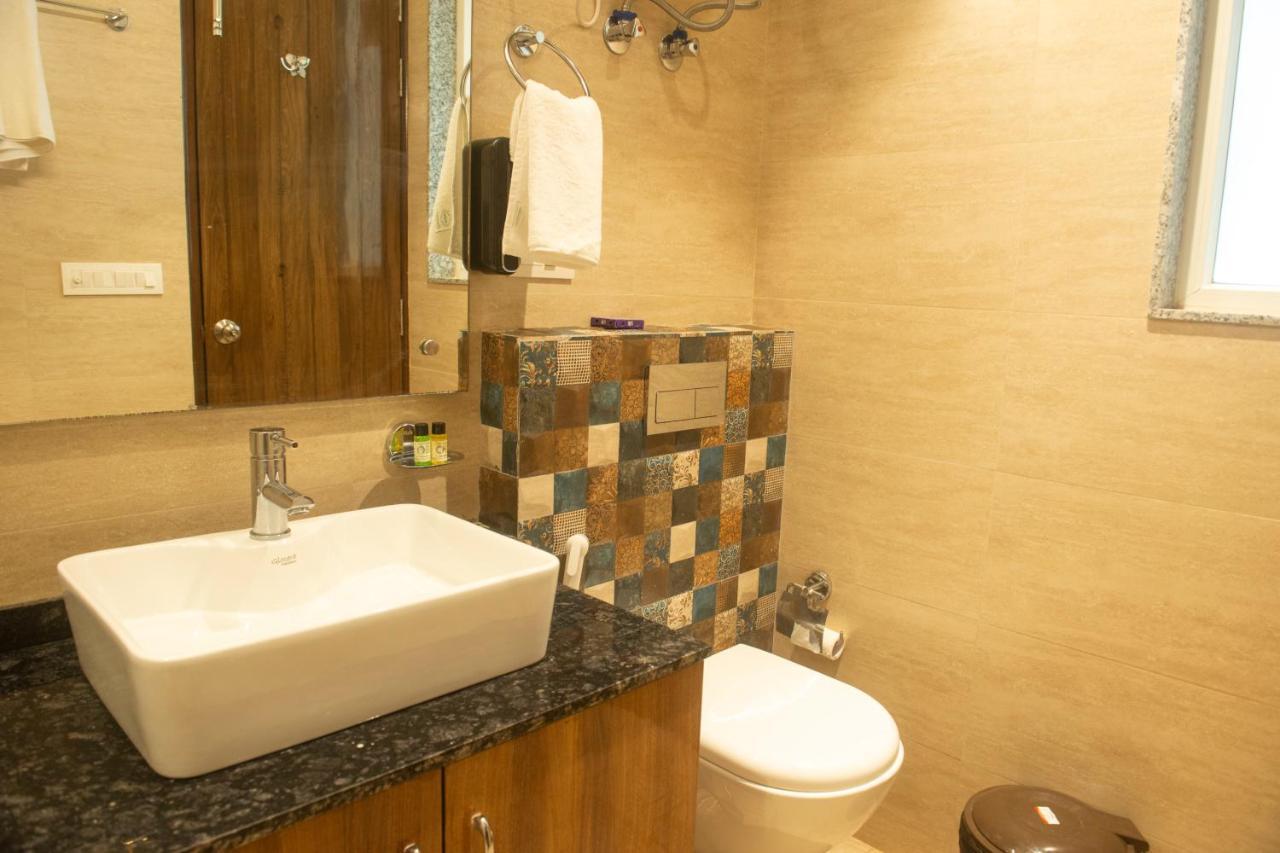 Posh Residency Huda City Center Gurgaon Exterior photo