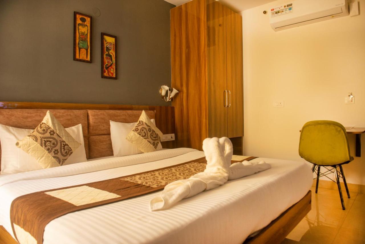 Posh Residency Huda City Center Gurgaon Exterior photo