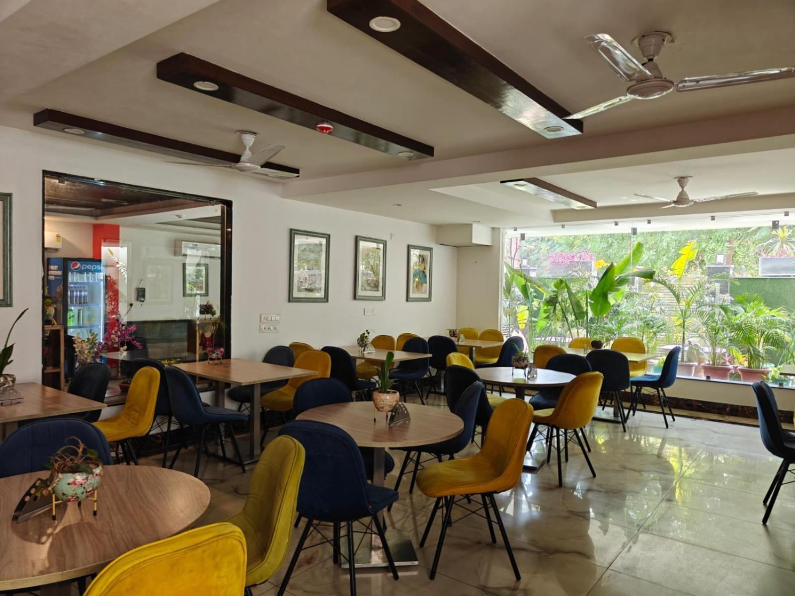 Posh Residency Huda City Center Gurgaon Exterior photo